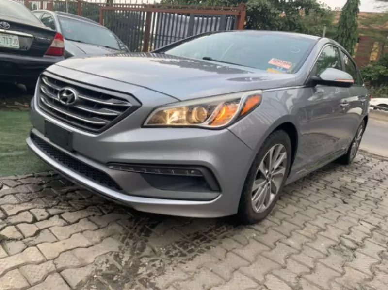 Hyundai Sonata   - 2015