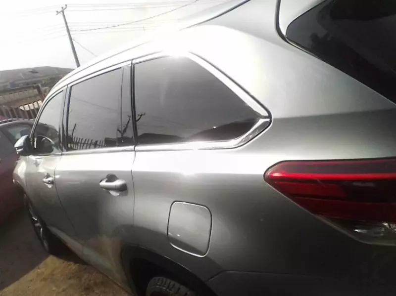 Toyota Highlander   - 2019