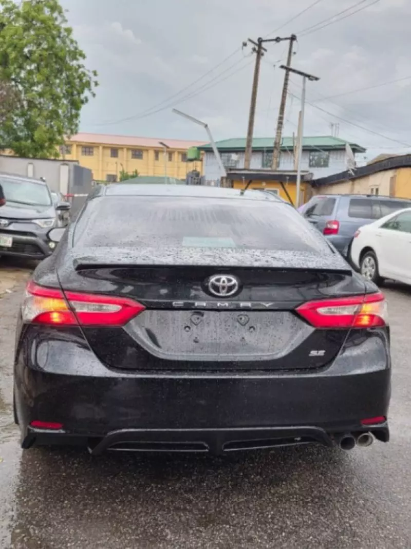 TOYOTA Camry   - 2019