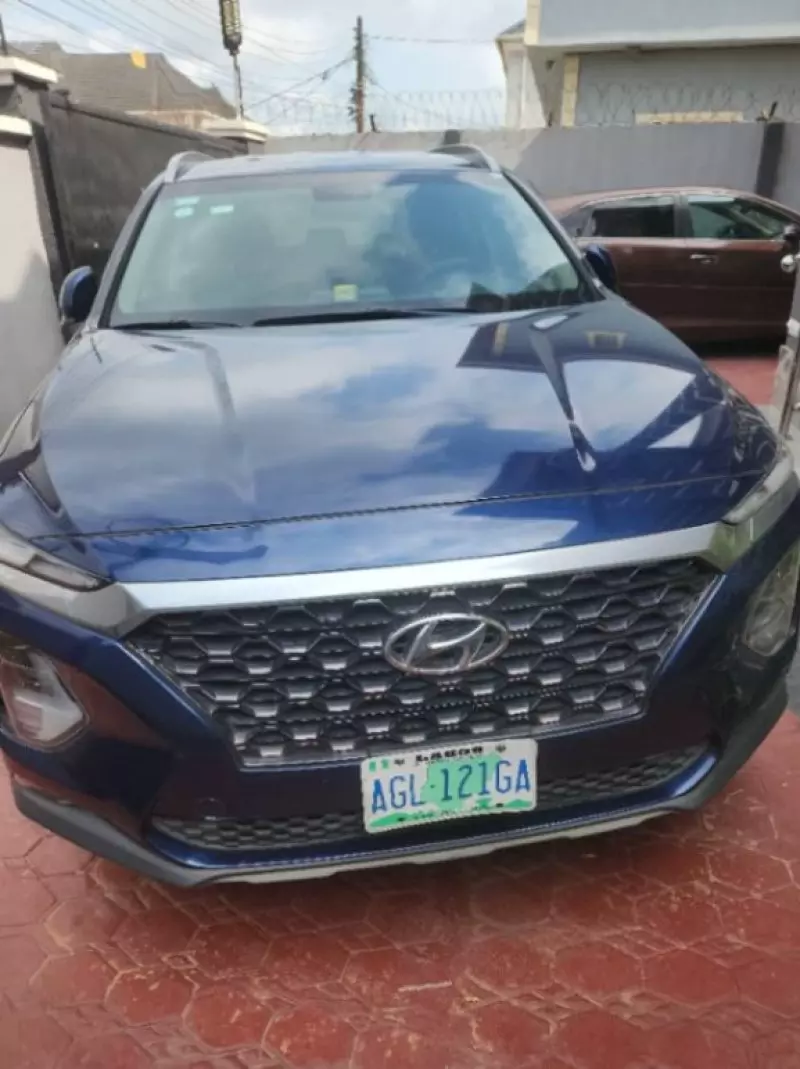 Hyundai Santa FE   - 2020