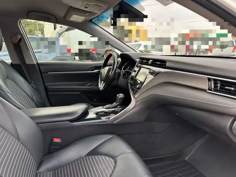 TOYOTA Camry   - 2019