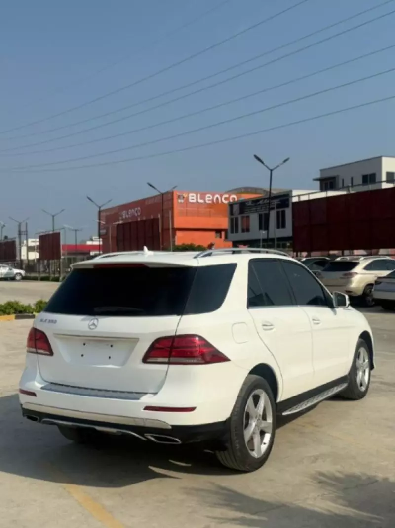 Mercedes-Benz GLE 350   - 2016