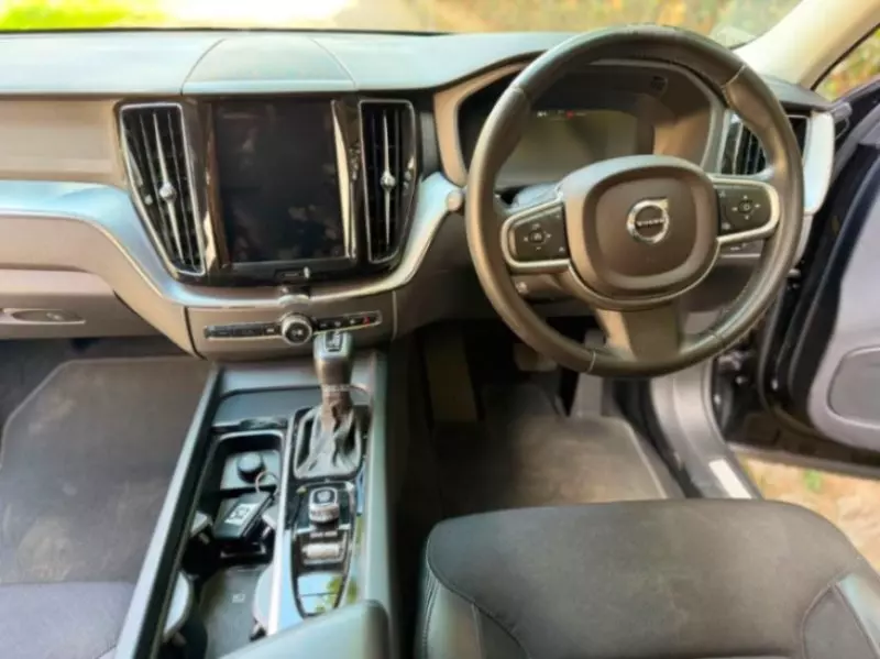 Volvo XC60   - 2019