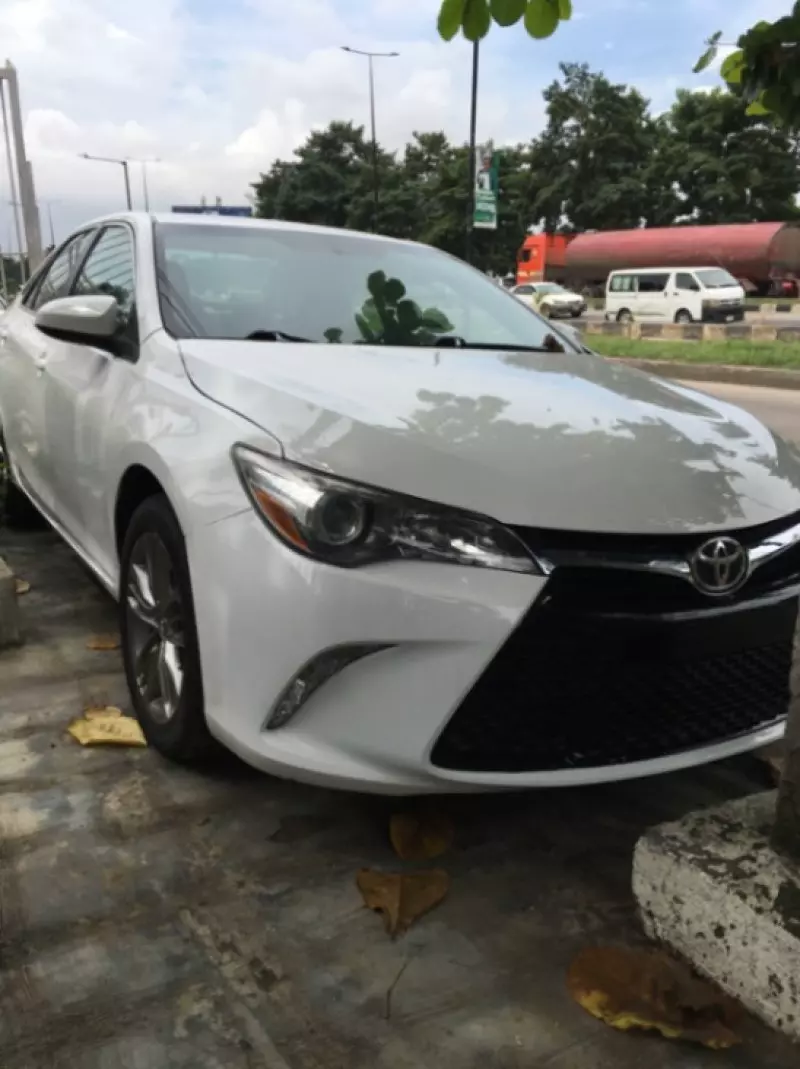 Toyota Camry   - 2015