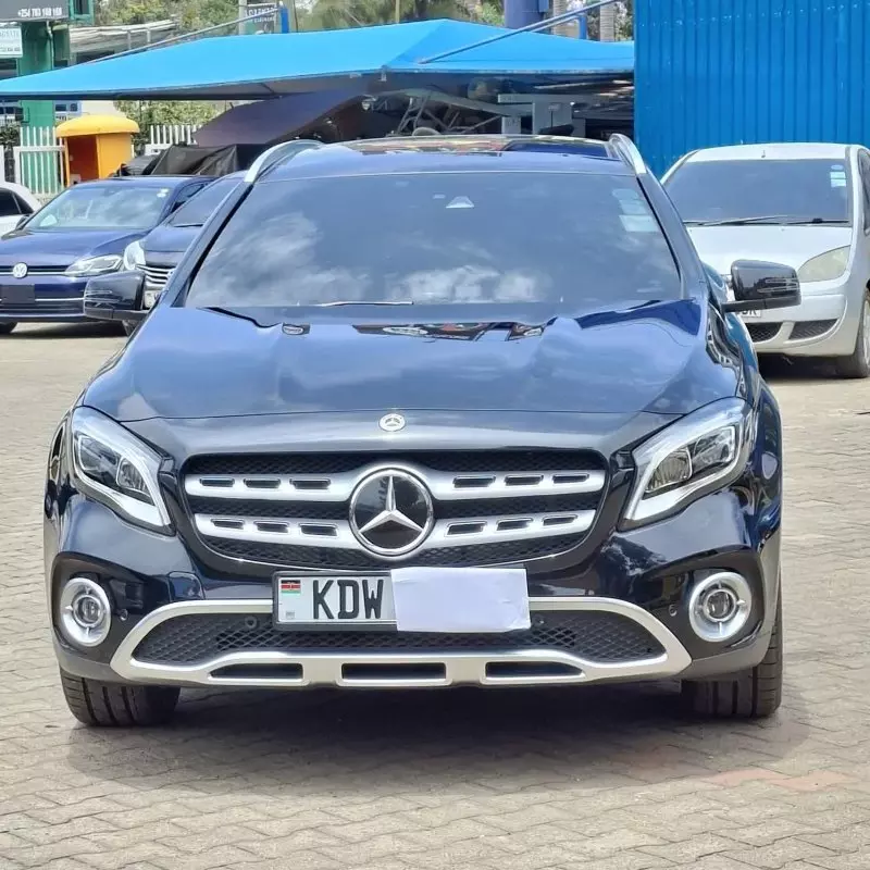 Mercedes-Benz GLA 200   - 2018