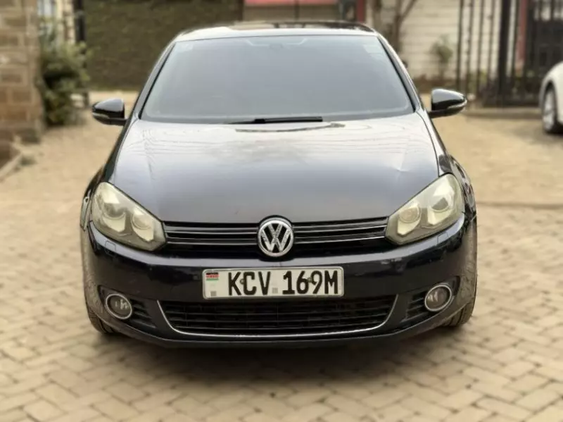 Volkswagen Golf - 2012