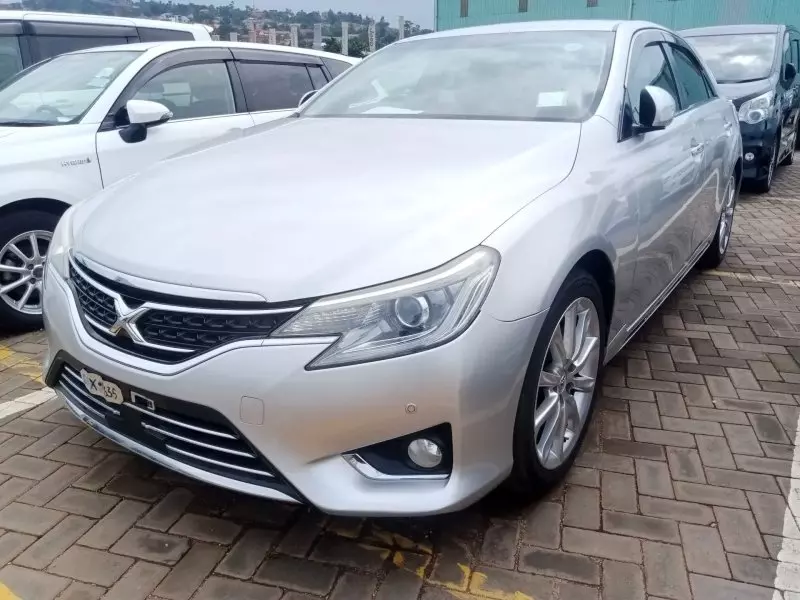 Toyota Mark X   - 2013