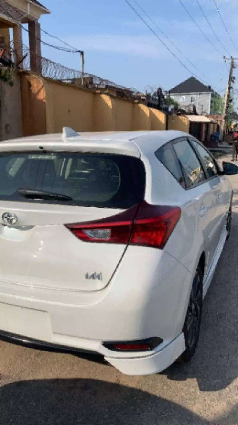 TOYOTA Corolla iM   - 2017