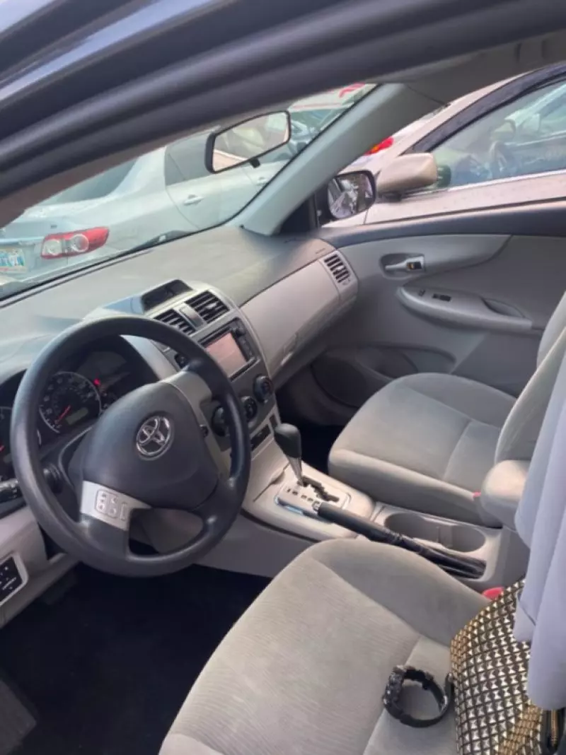 TOYOTA Corolla   - 2013