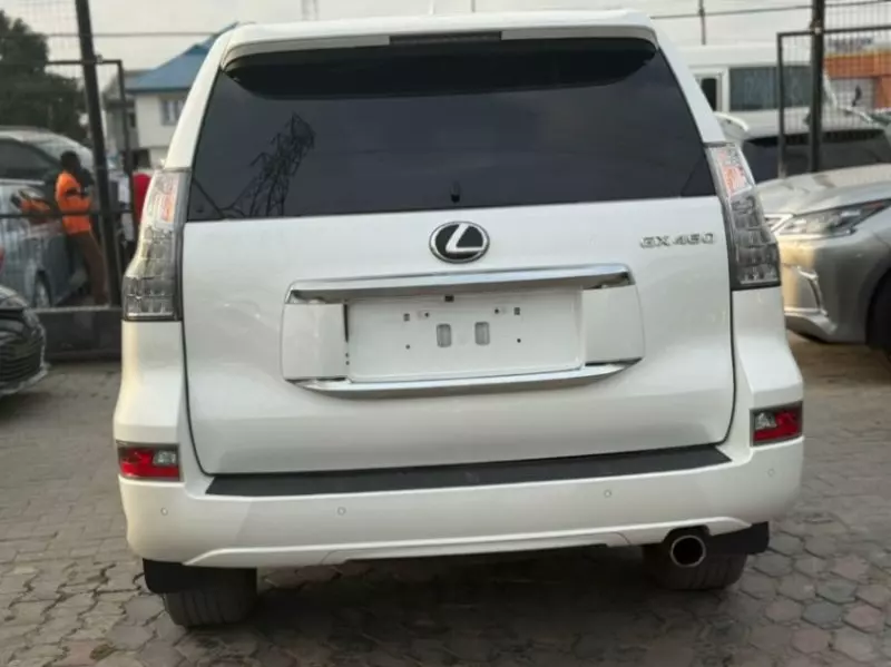 Lexus GX 460   - 2018