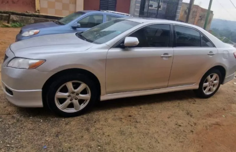 TOYOTA Camry - 2007