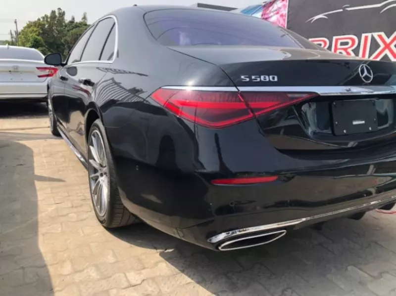 Mercedes-Benz S 580   - 2021