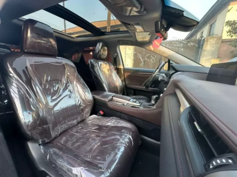 Lexus RX   - 2018
