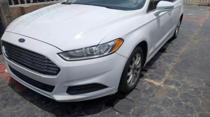 Ford Fusion - 2014