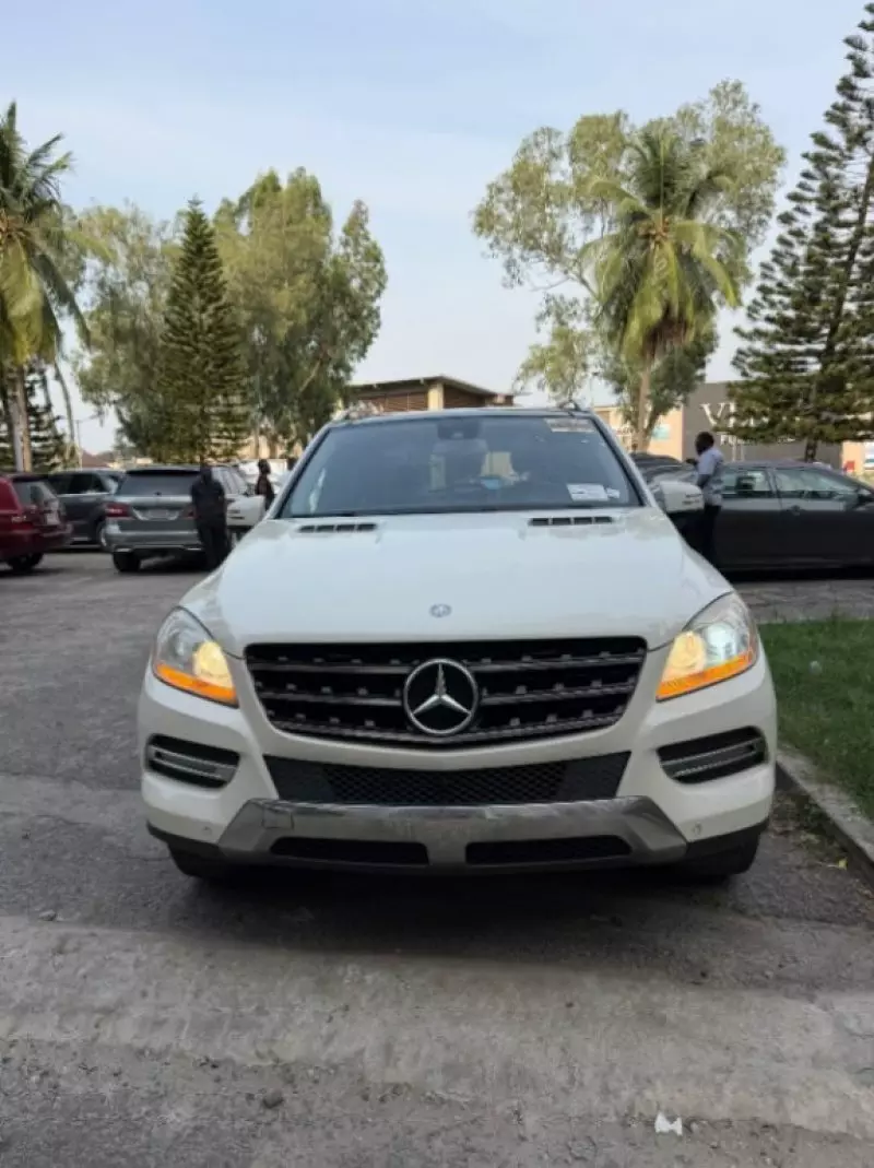 Mercedes-Benz ML 350   - 2012