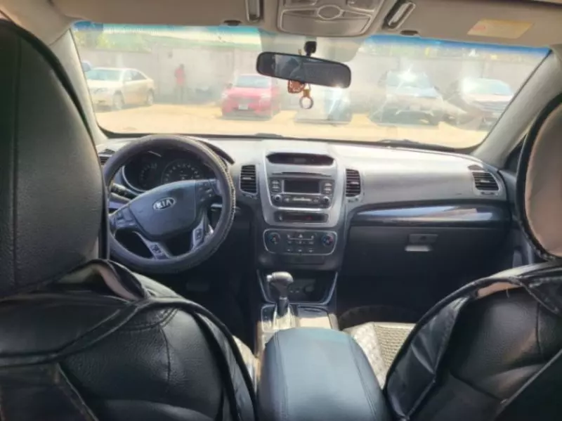 KIA Sorento   - 2014