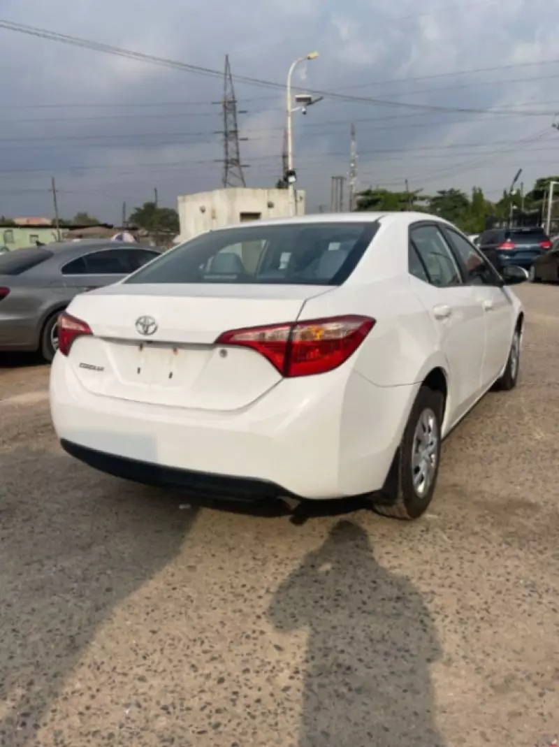 Toyota Corolla   - 2018