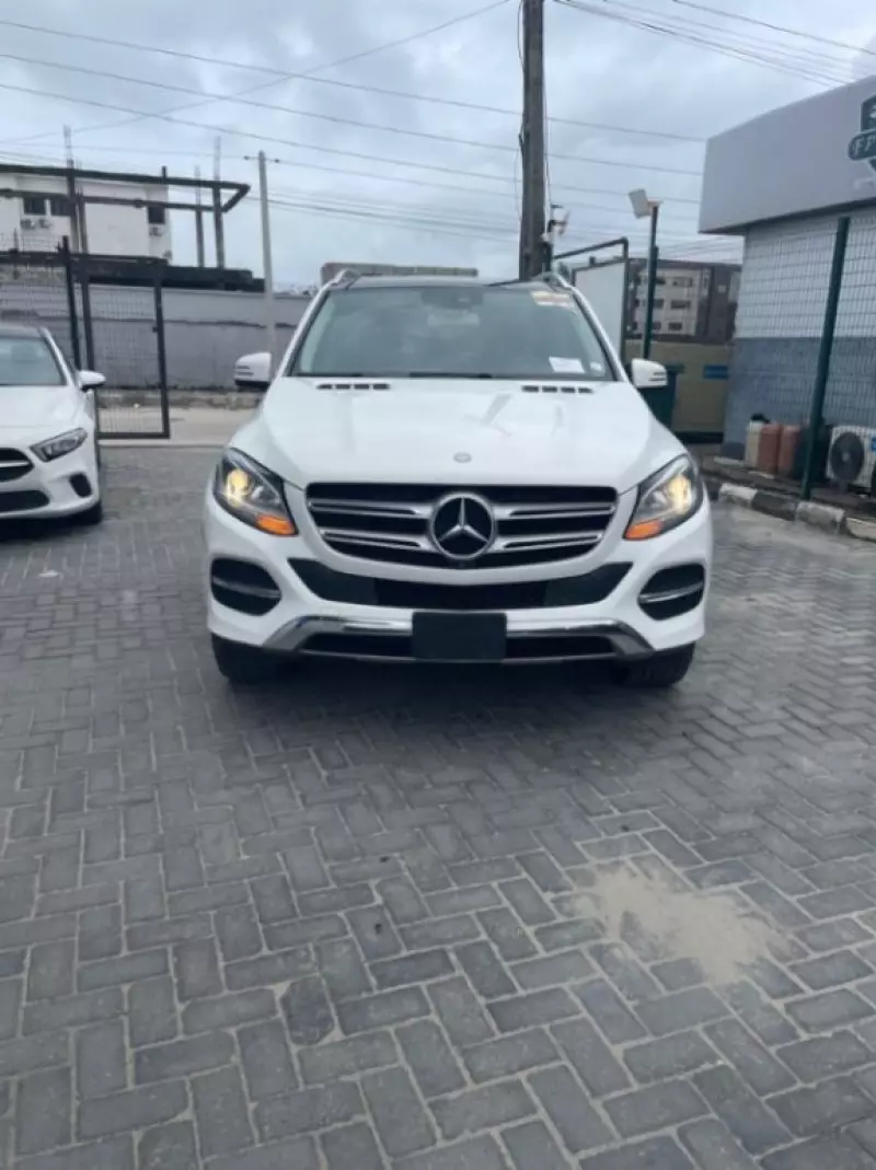 Mercedes-Benz GLE 350   - 2015