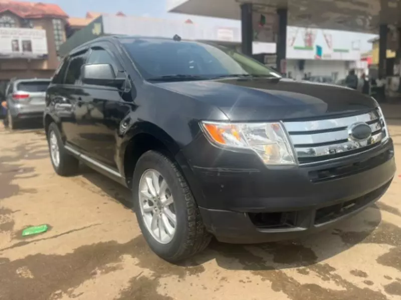 Ford Edge - 2010