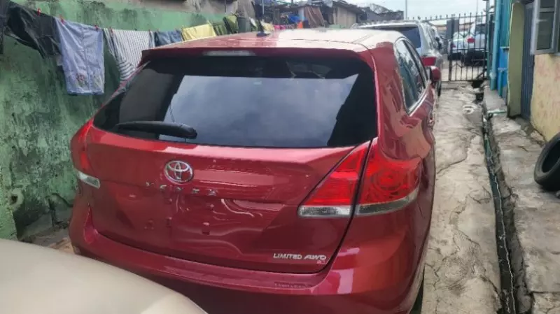 TOYOTA Venza   - 2012