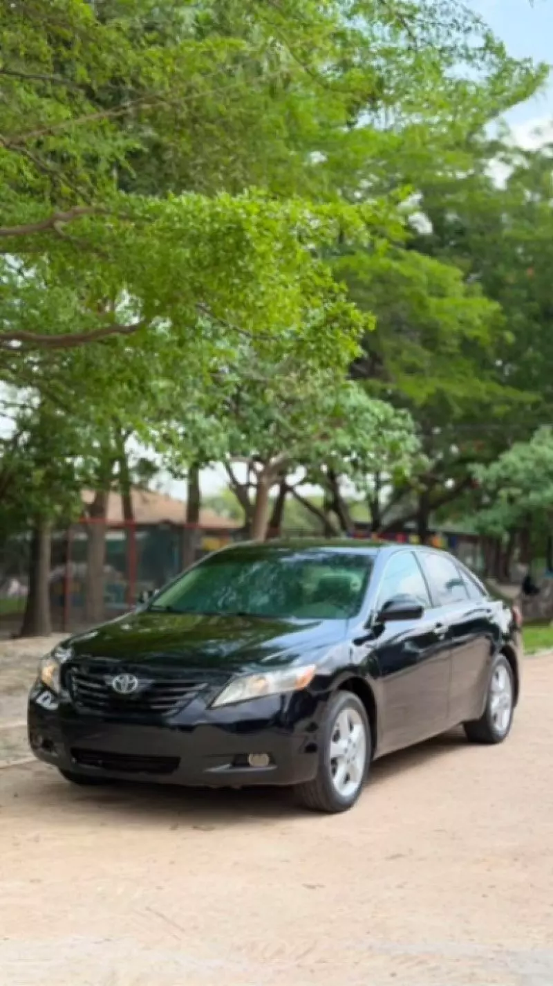 TOYOTA Camry   - 2009