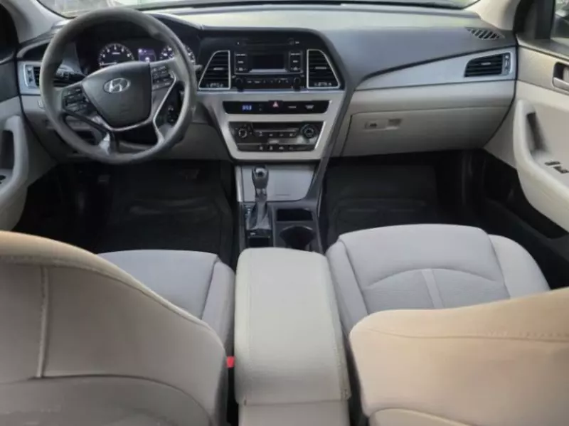 Hyundai Sonata   - 2014