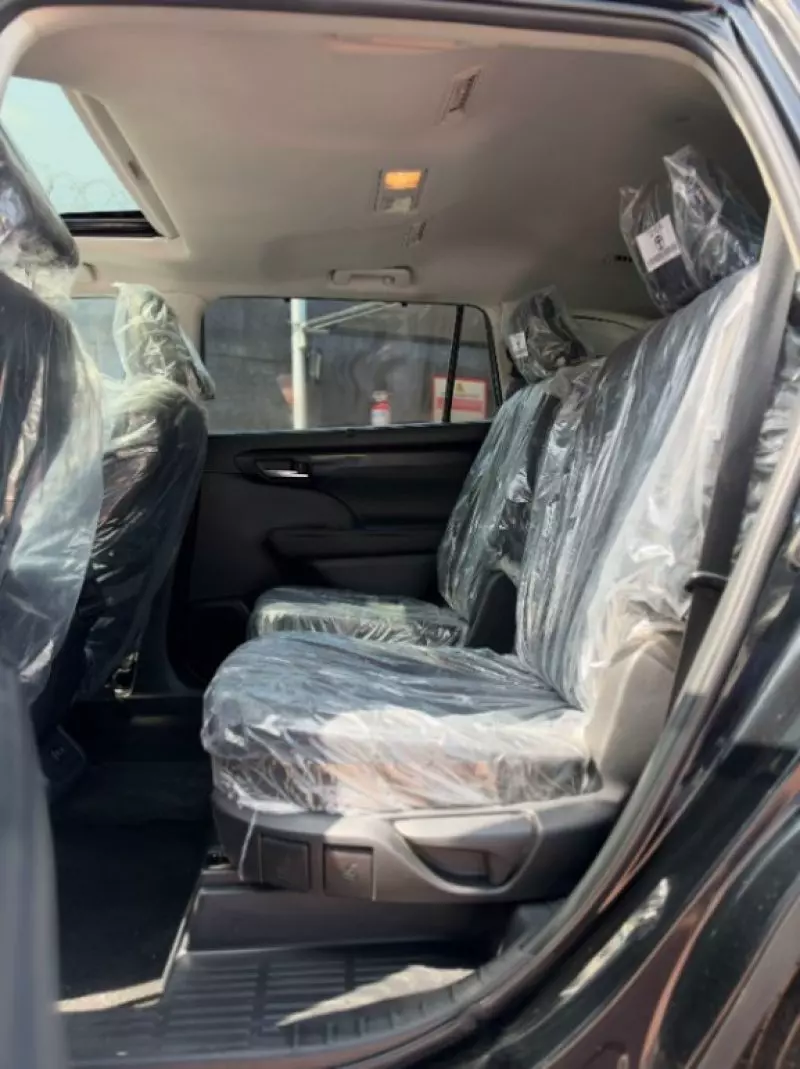 TOYOTA Highlander   - 2020