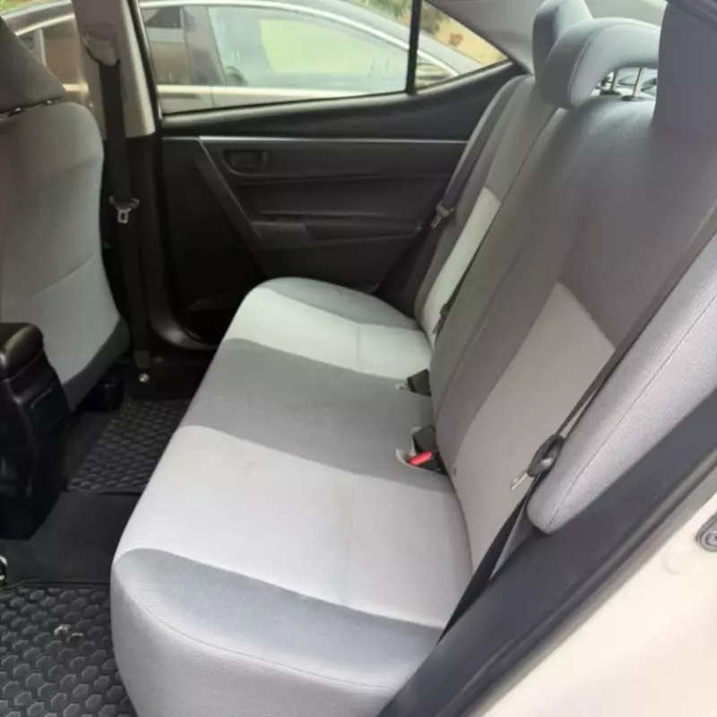 TOYOTA Corolla   - 2015