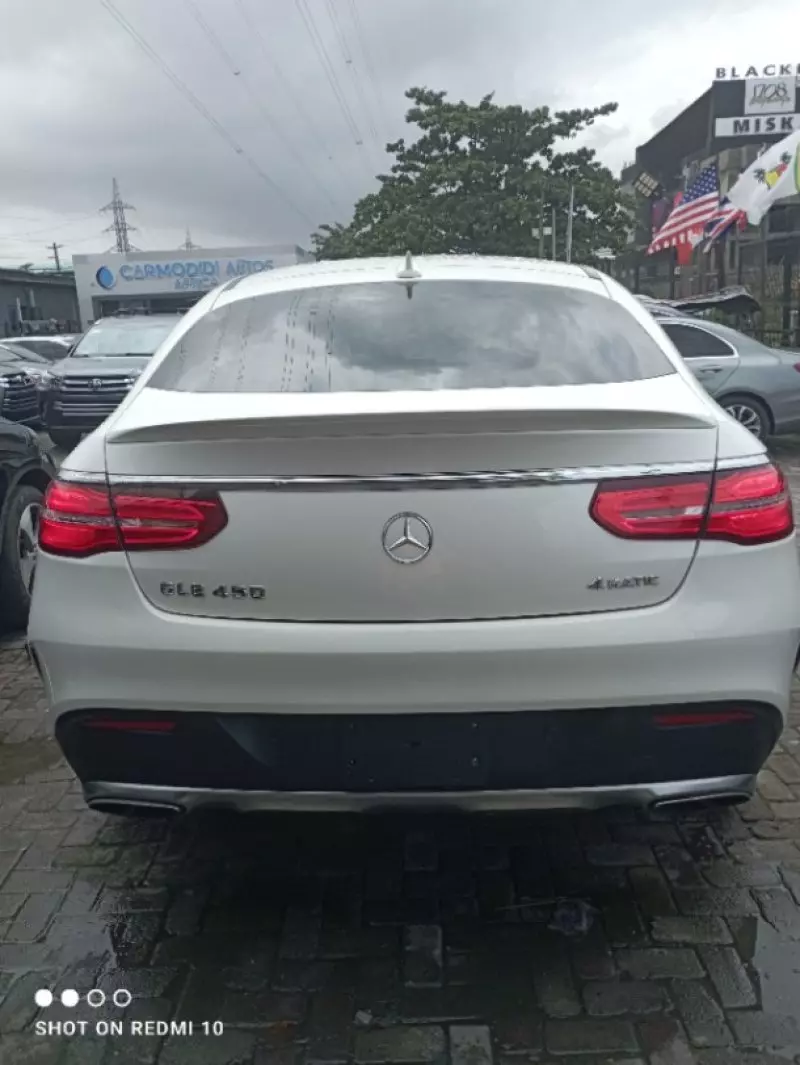 Mercedes-Benz GLE 450   - 2016