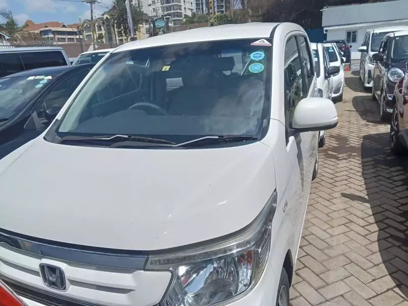 Honda Stepwgn   - 2018
