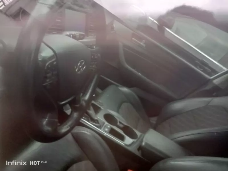 Hyundai Sonata   - 2017