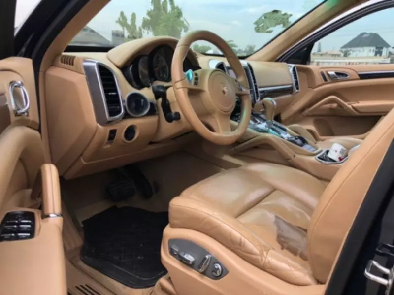 PORSCHE Cayenne   - 2013