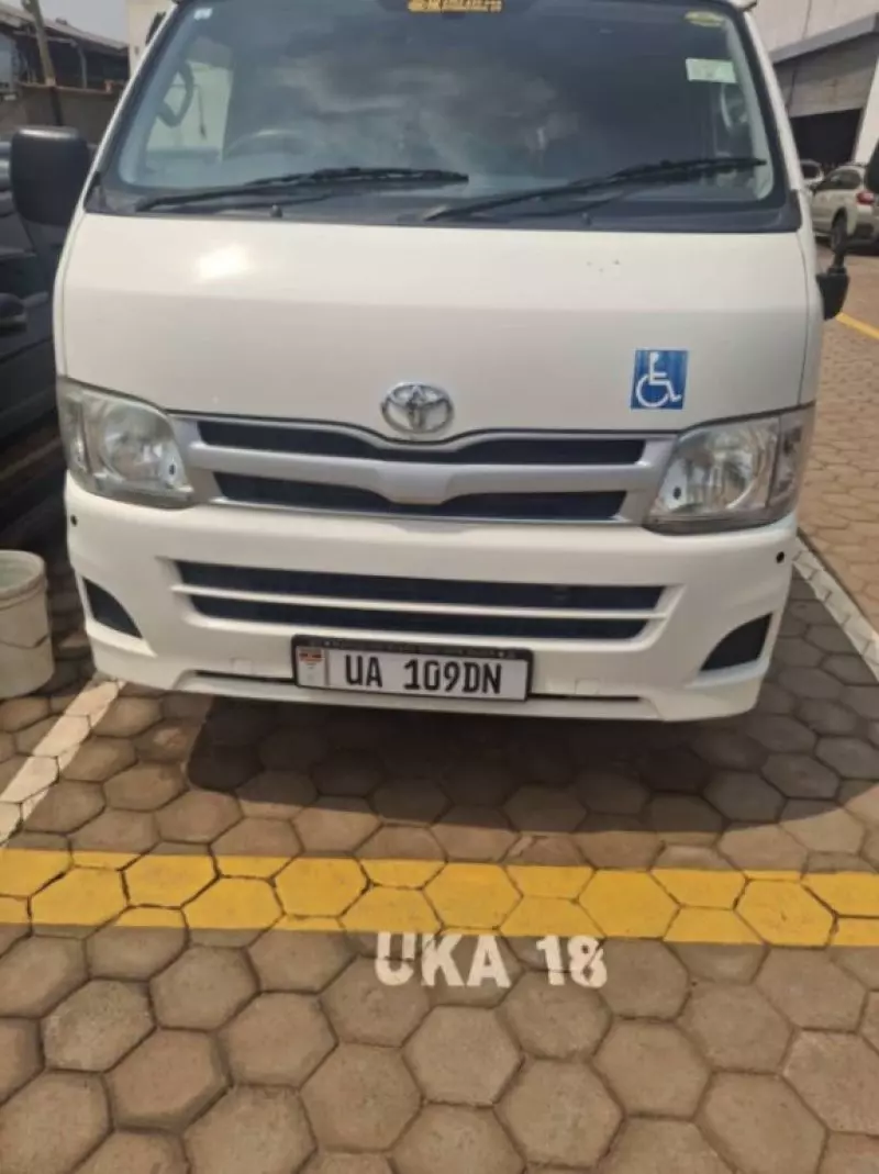 Toyota Hiace (High Roof)   - 2012