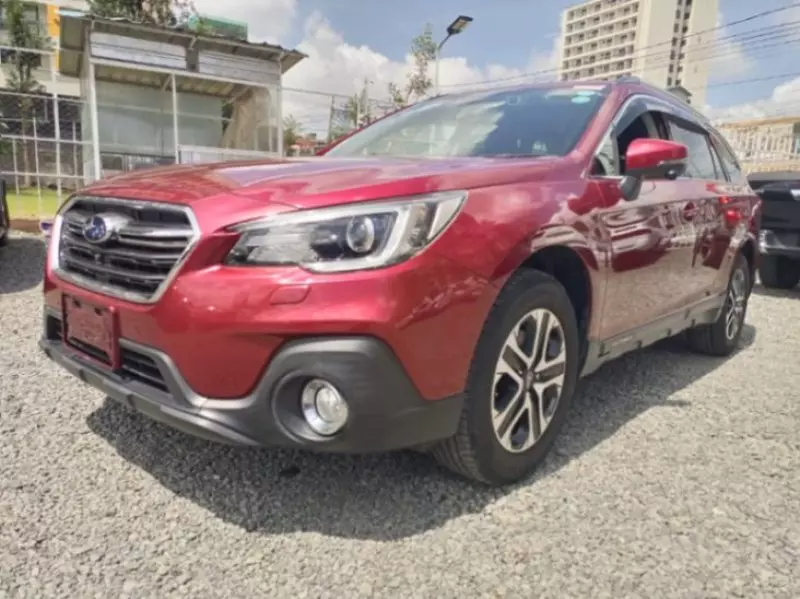 Subaru Outback   - 2018