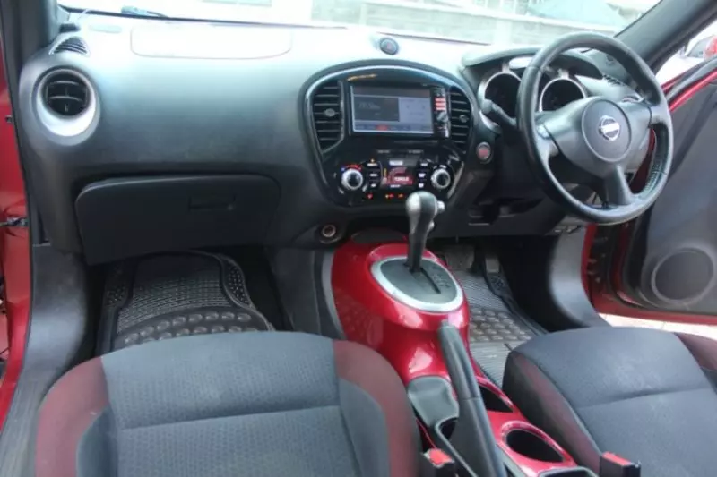 Nissan Juke   - 2012
