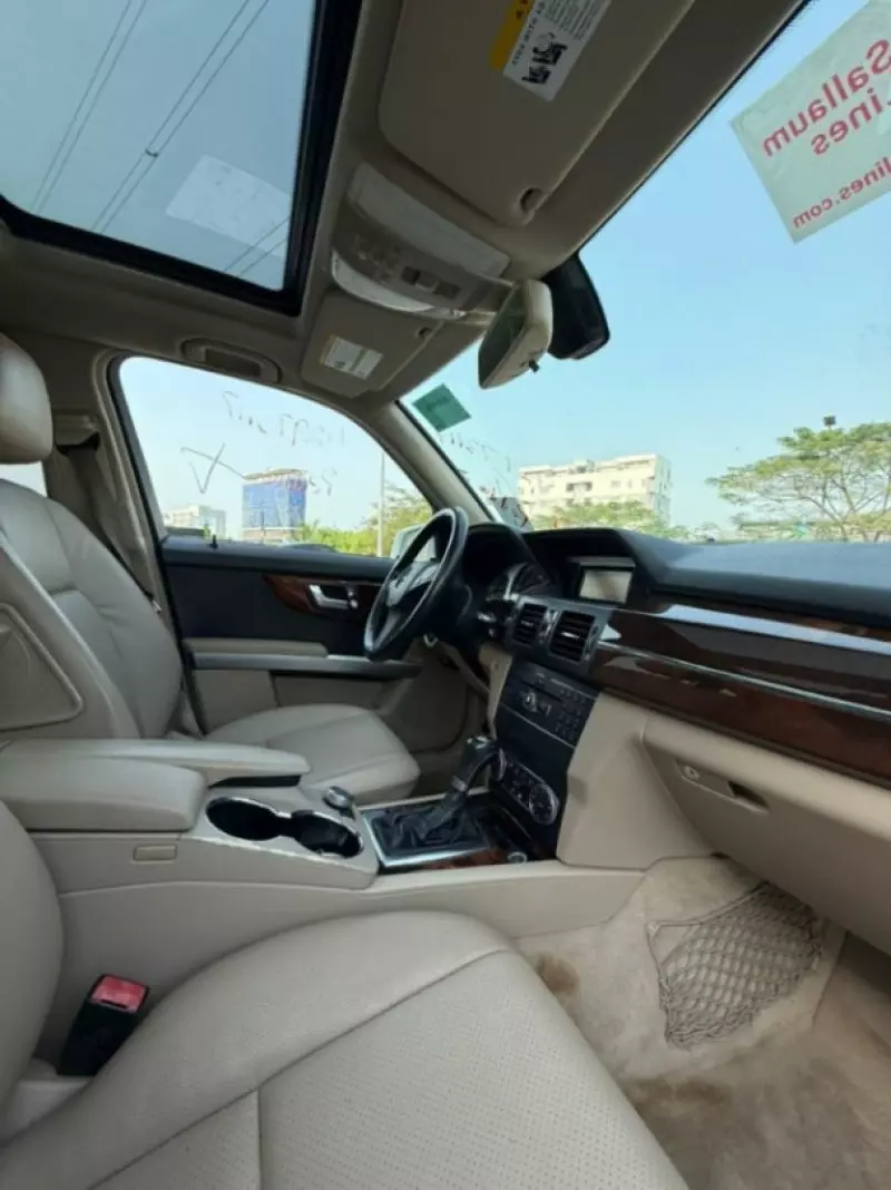 Mercedes-Benz GLK 350   - 2012