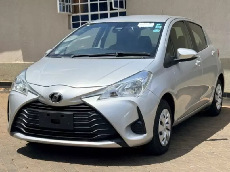 TOYOTA Vitz   - 2018