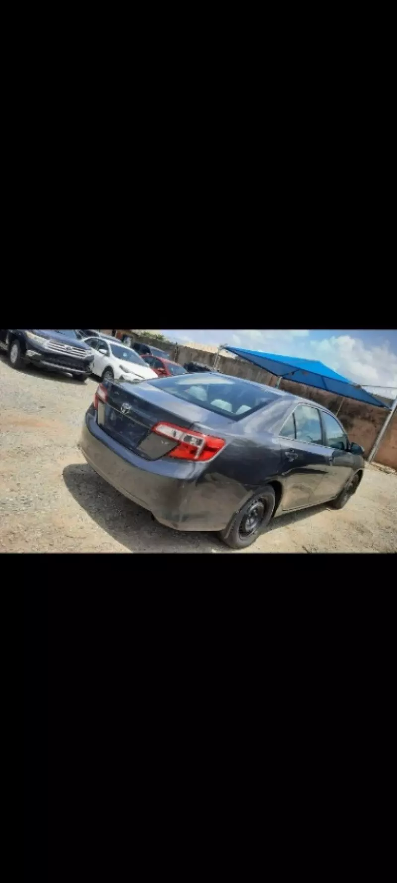 Toyota camry   - 2012