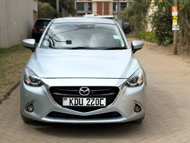 Mazda Demio   - 2019