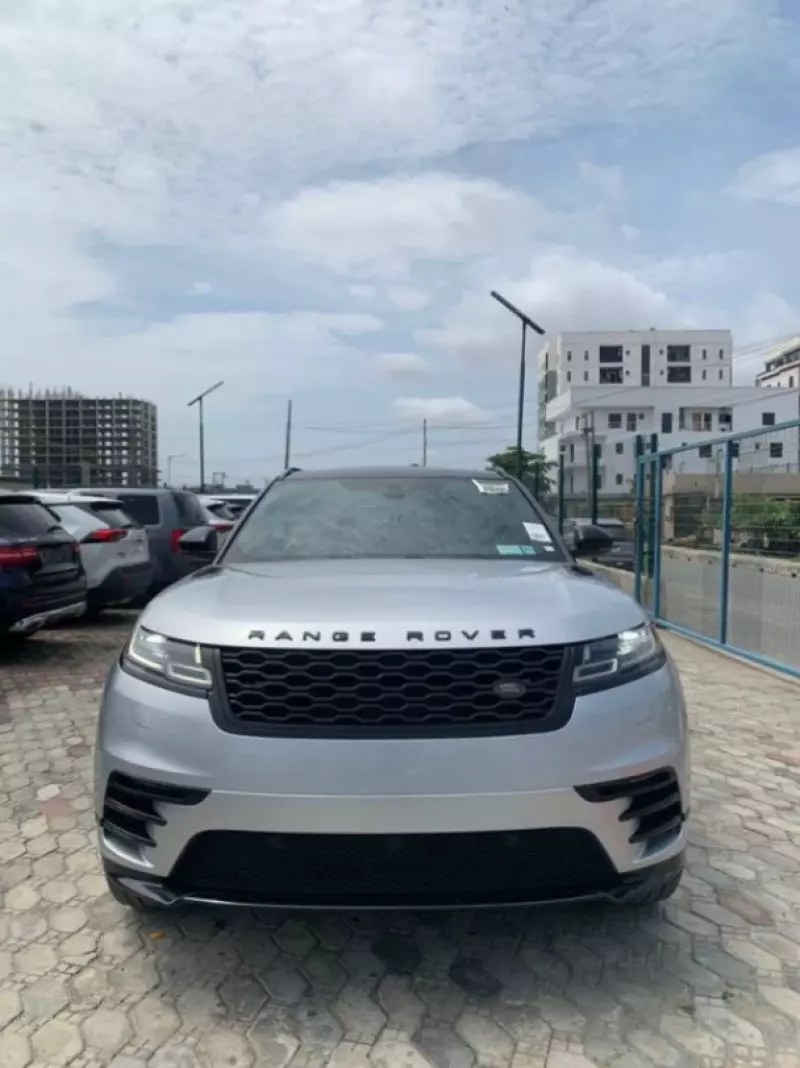 Land Rover Range Rover Velar   - 2018
