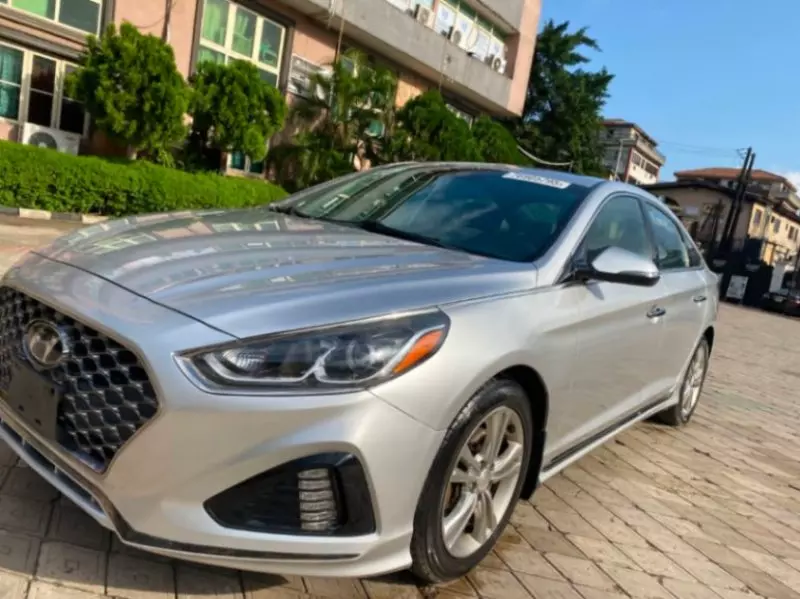 Hyundai Sonata   - 2018