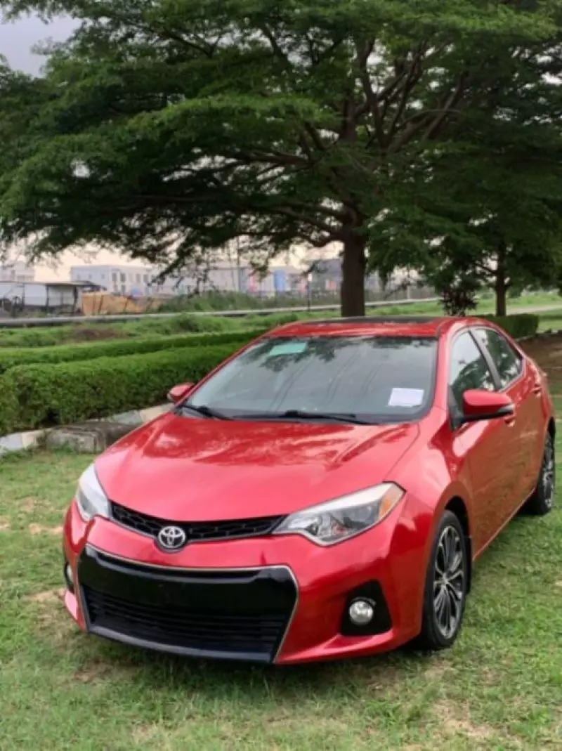 Toyota Corolla   - 2013
