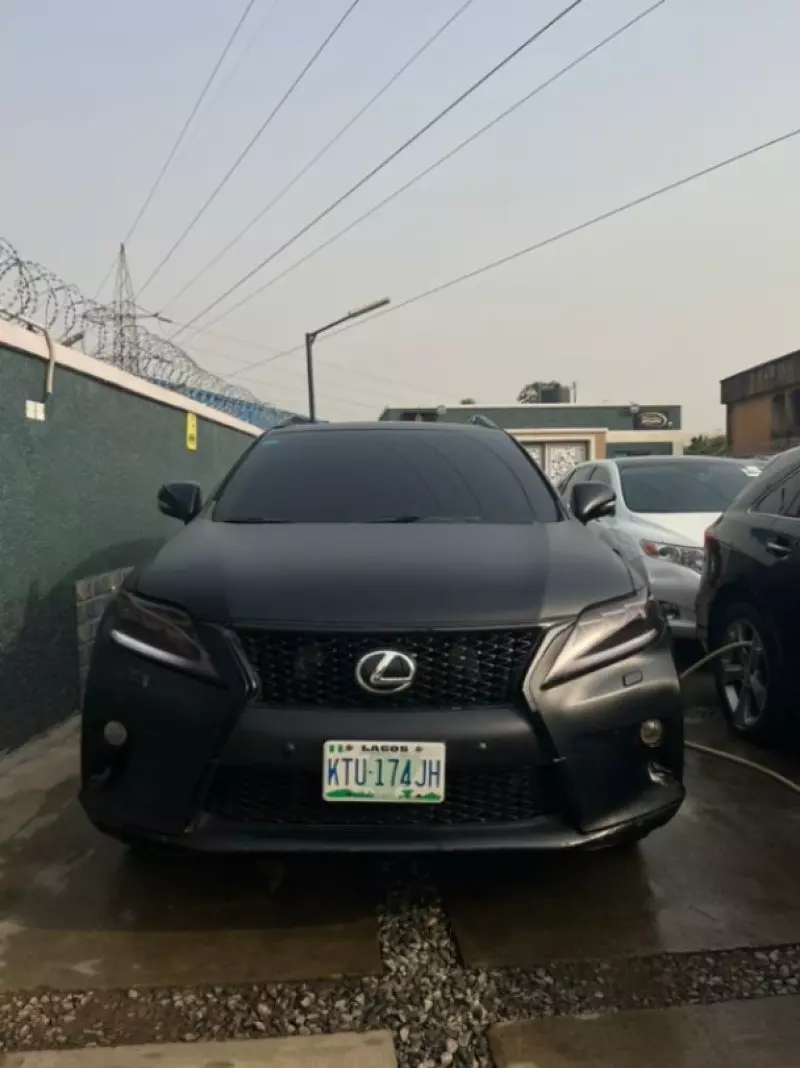 Lexus RX   - 2010