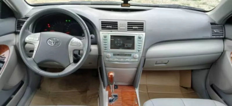 TOYOTA Camry   - 2009