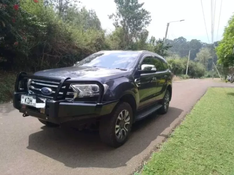 Ford Everest   - 2021