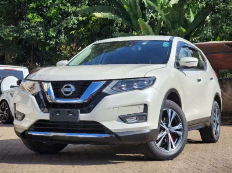 Nissan X-Trail   - 2018