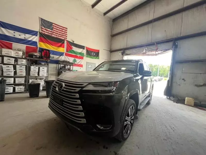 Lexus LX 600   - 2025