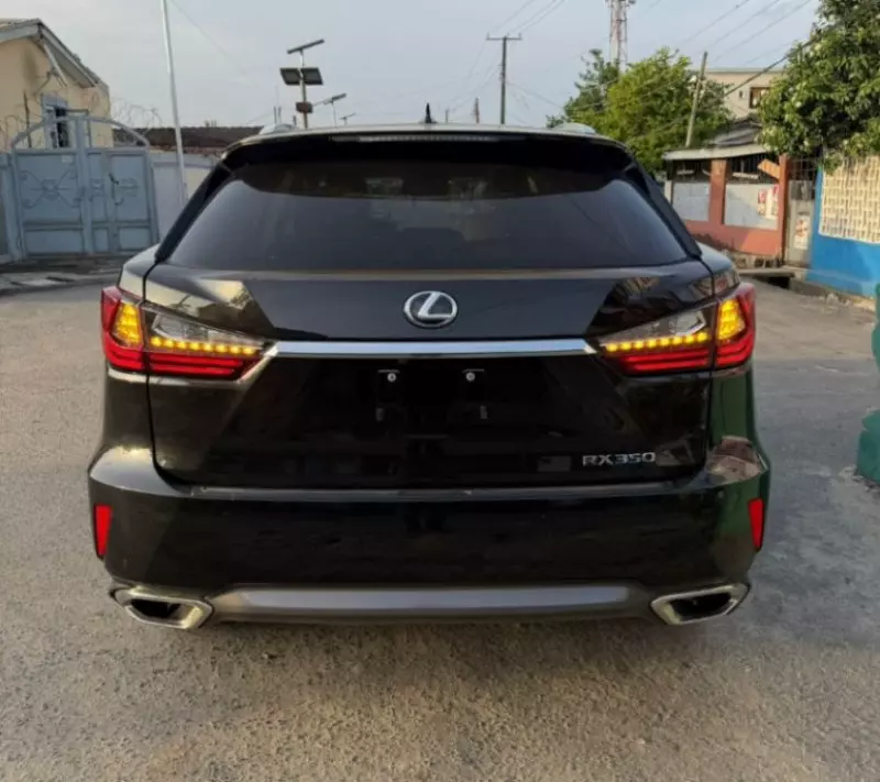 Lexus RX   - 2017