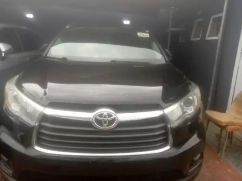 TOYOTA Highlander   - 2016