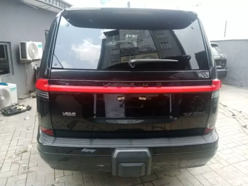 Lexus GX   - 2025